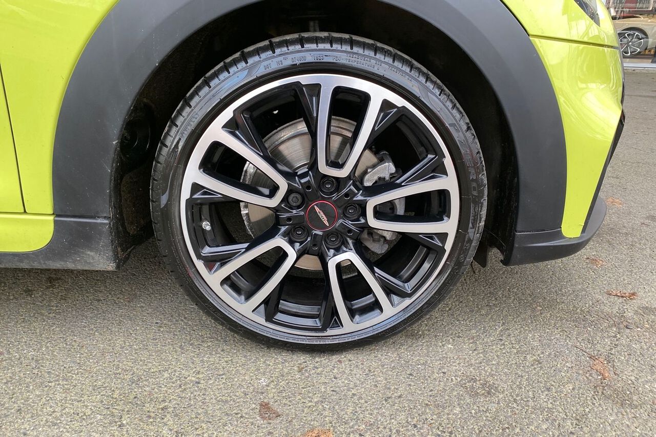 MINI HATCHBACK, , hi-res