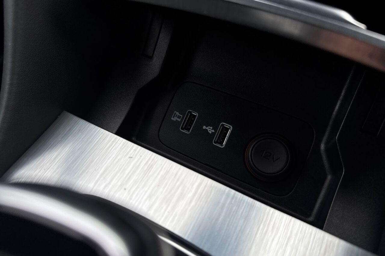 MG MOTOR UK HS, , hi-res
