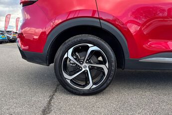 MG MOTOR UK HS, , hi-res