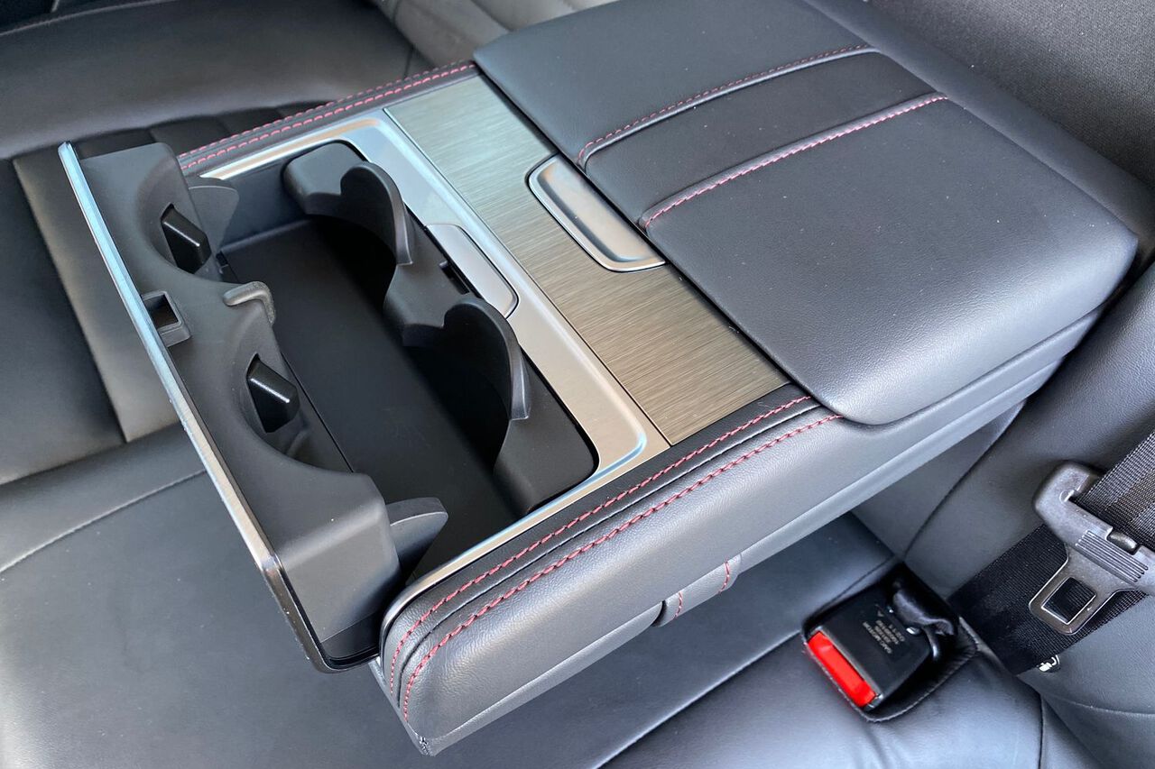 MG MOTOR UK HS, , hi-res