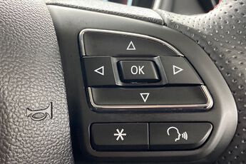 MG MOTOR UK HS, , hi-res