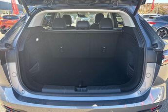 MG MOTOR UK HS, , hi-res