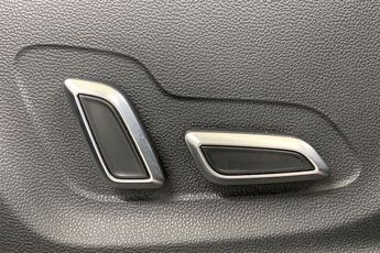 MG MOTOR UK HS, , hi-res