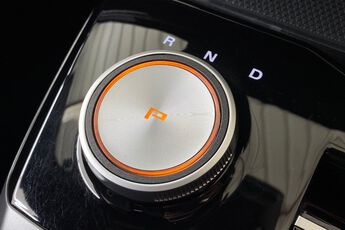 MG MOTOR UK MG4, , hi-res