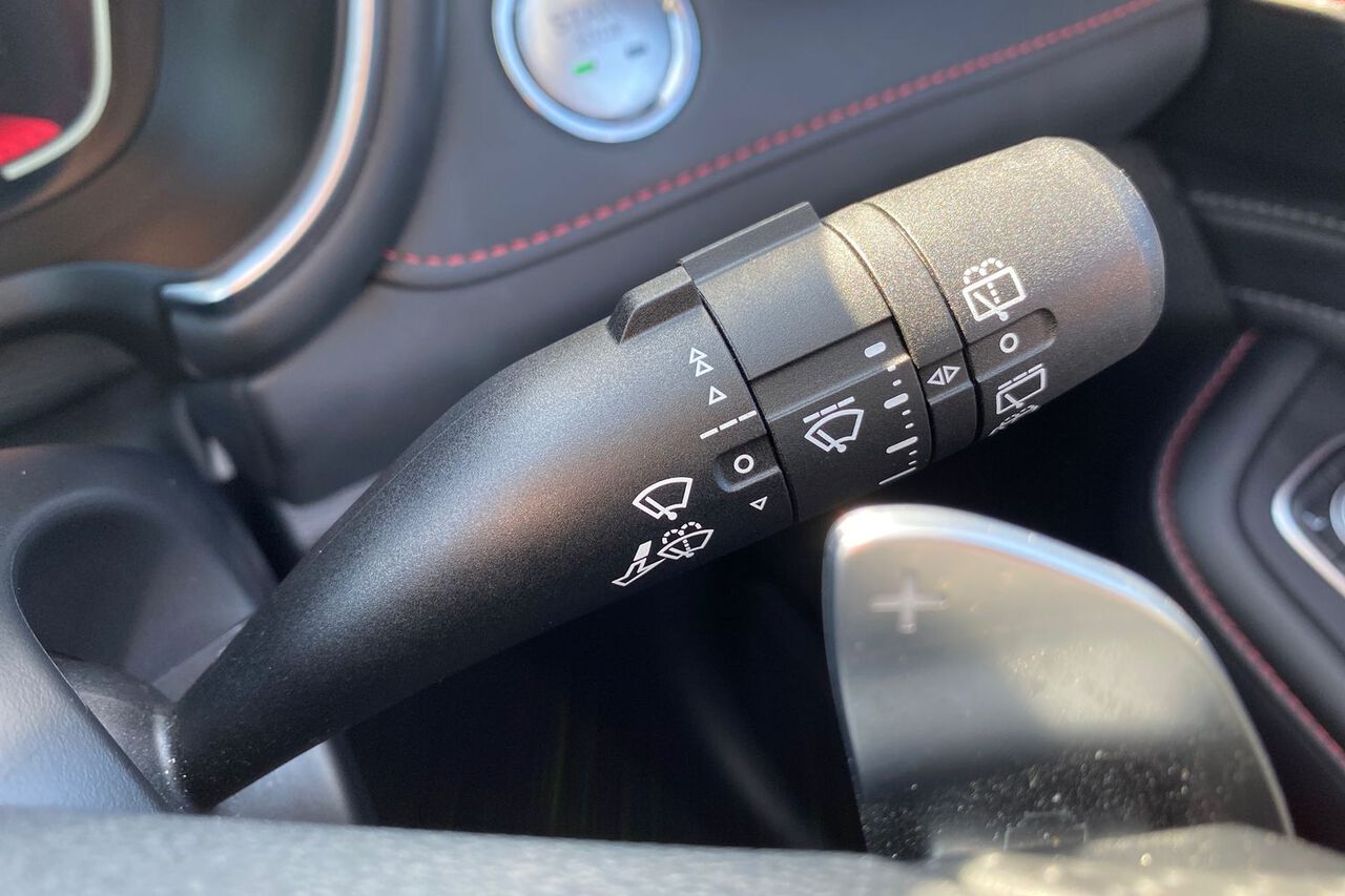 MG MOTOR UK HS, , hi-res
