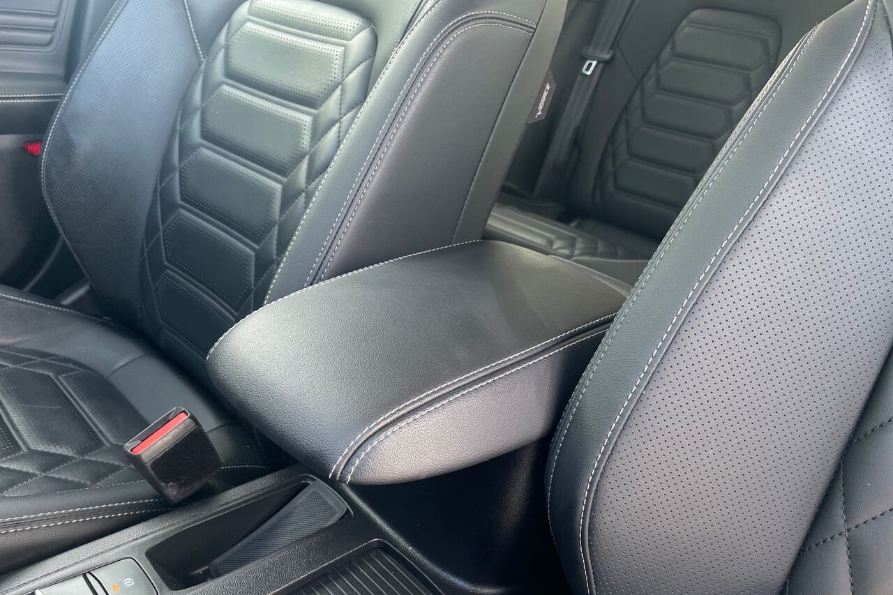 FORD FOCUS, , hi-res