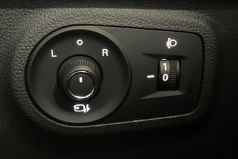 MG MOTOR UK ZS, , hi-res
