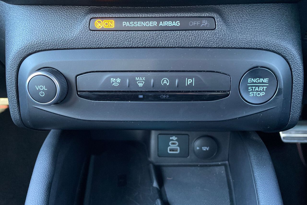 FORD FOCUS, , hi-res