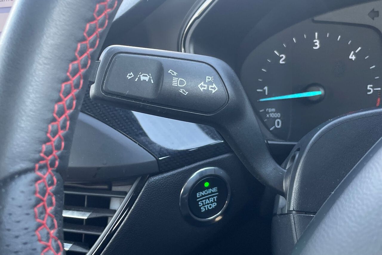 FORD FOCUS, , hi-res