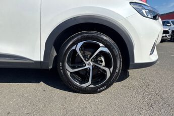 MG MOTOR UK HS, , hi-res