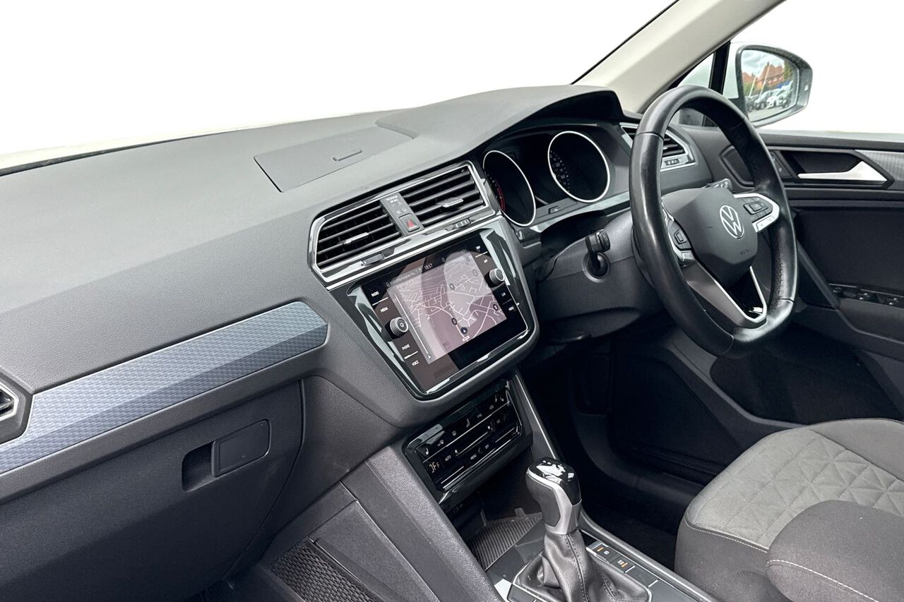 VOLKSWAGEN TIGUAN, , hi-res