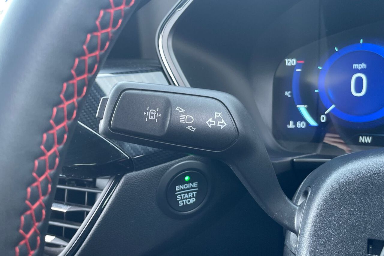 FORD KUGA, , hi-res