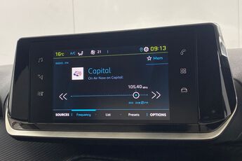 PEUGEOT 208, , hi-res