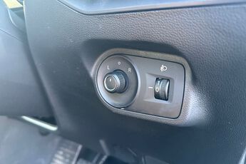 MG MOTOR UK MG4, , hi-res
