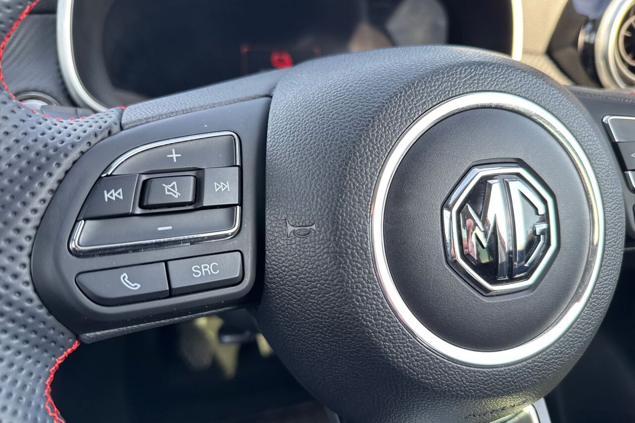 MG MOTOR UK ZS, , hi-res