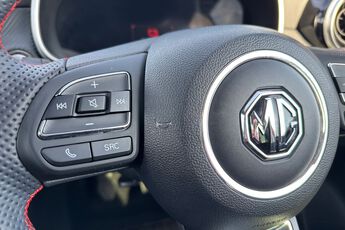 MG MOTOR UK ZS, , hi-res