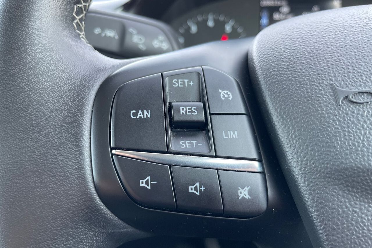 FORD FIESTA, , hi-res