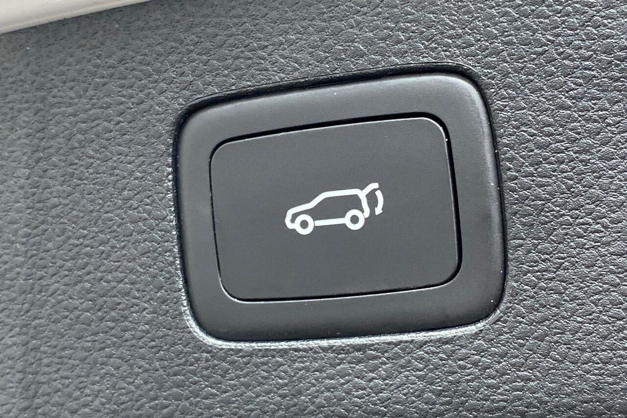 MG MOTOR UK HS, , hi-res