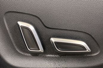 MG MOTOR UK HS, , hi-res