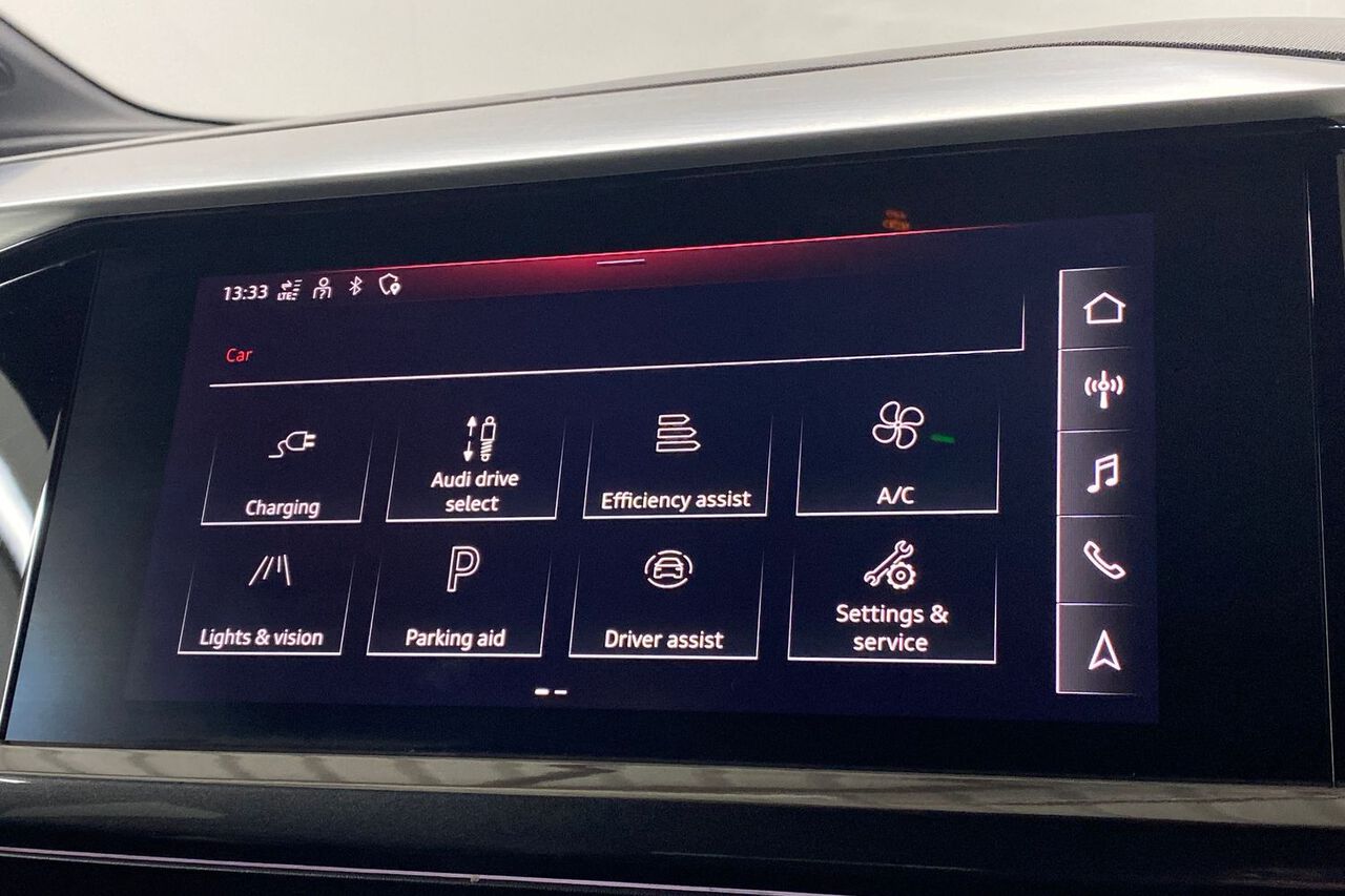 AUDI Q4, , hi-res