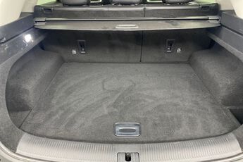 MG MOTOR UK HS, , hi-res