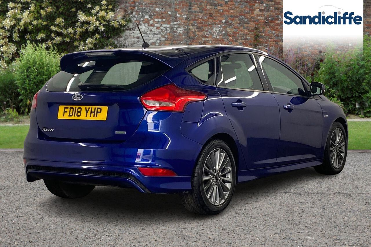 FORD FOCUS, , hi-res