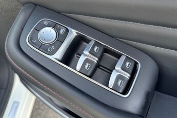 MG MOTOR UK HS, , hi-res