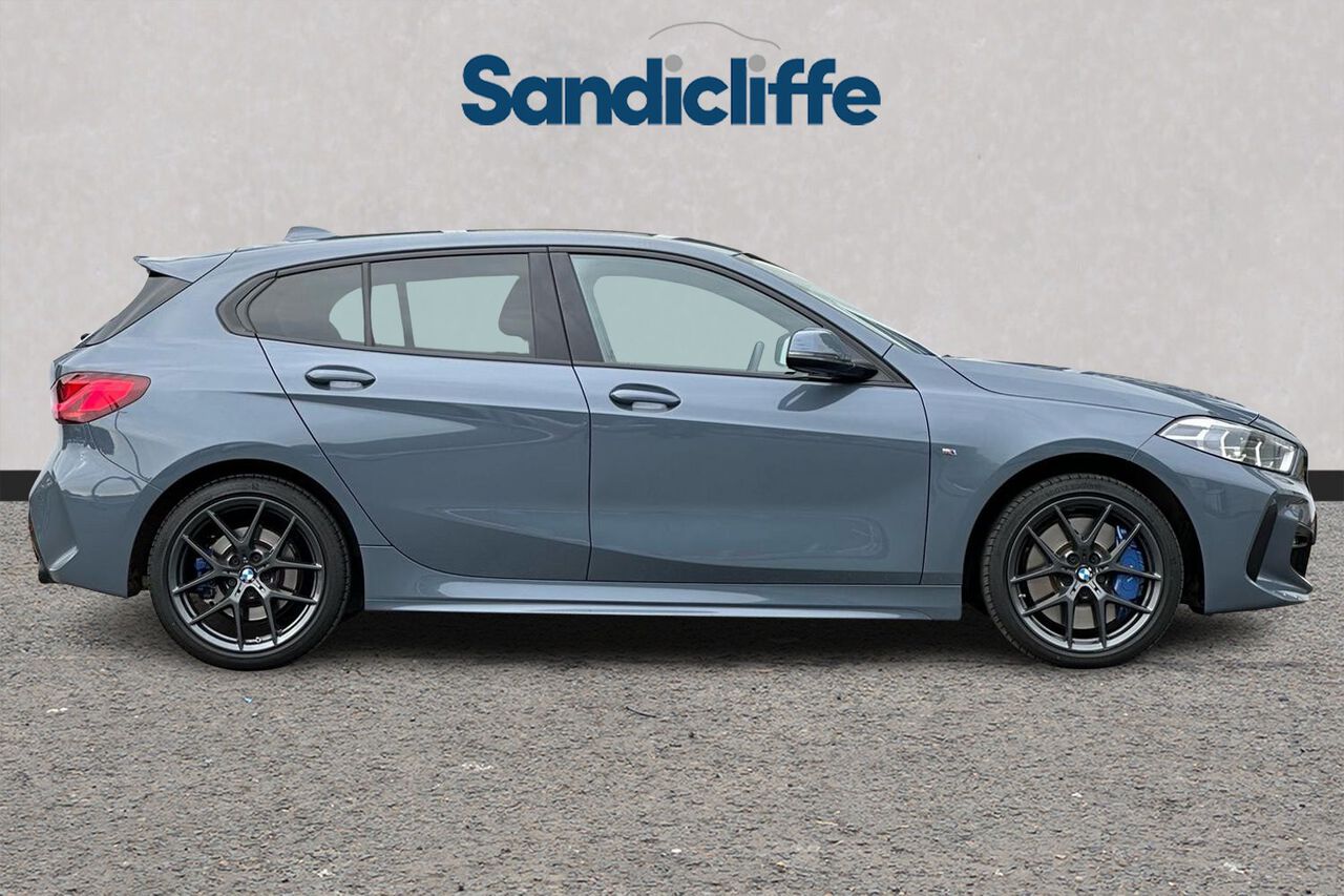 BMW 1 SERIES, , hi-res