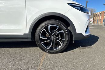 MG MOTOR UK ZS, , hi-res