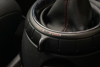 MINI HATCHBACK, , hi-res