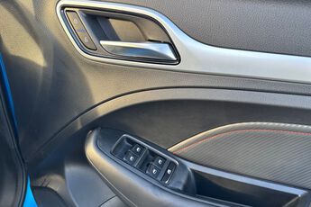MG MOTOR UK ZS, , hi-res