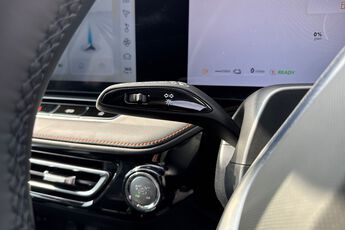 MG MOTOR UK HS, , hi-res