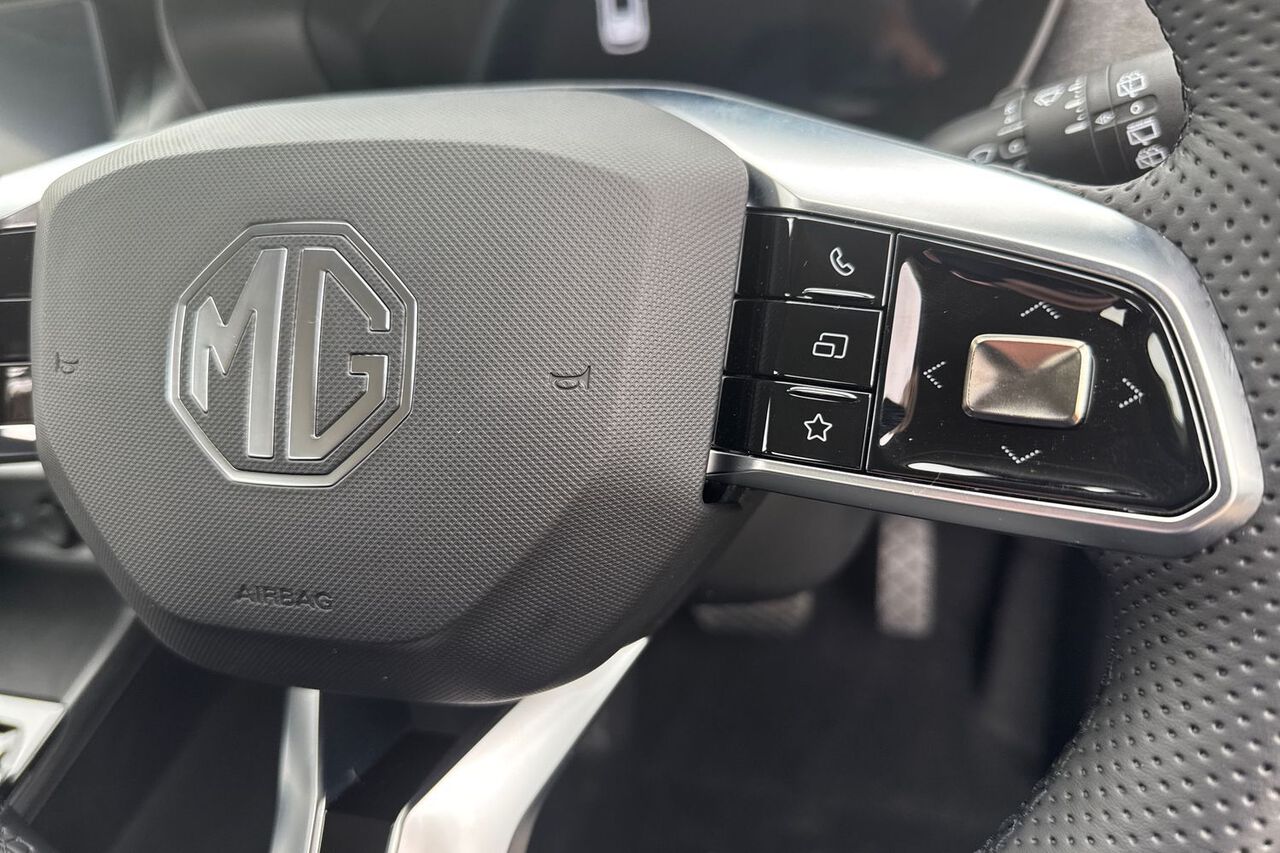 MG MOTOR UK ZS, , hi-res
