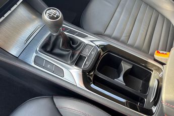 MG MOTOR UK HS, , hi-res