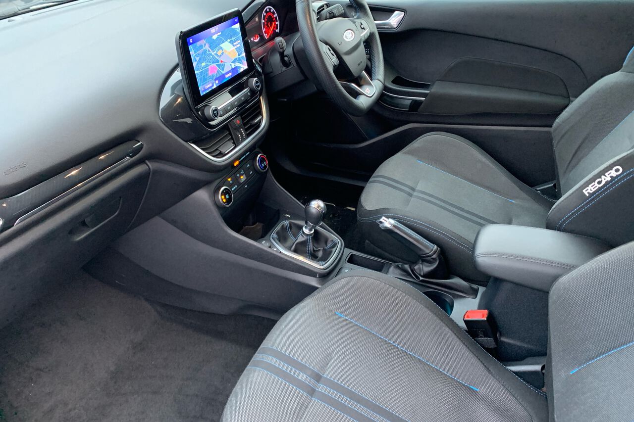 FORD FIESTA, , hi-res