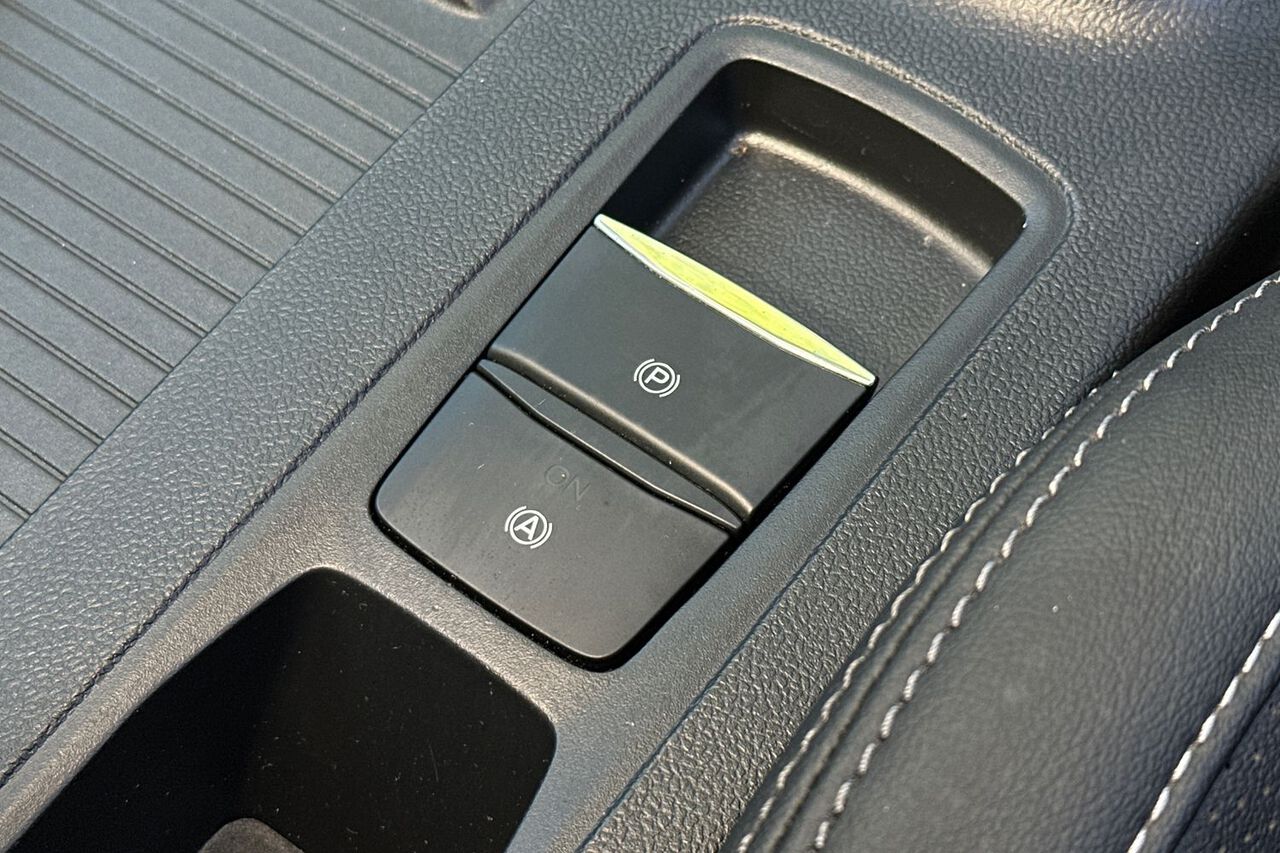 FORD FOCUS, , hi-res