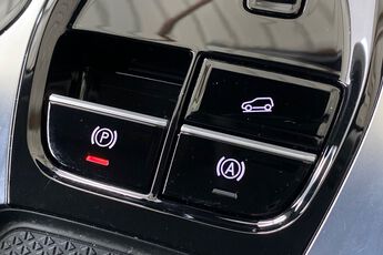 MG MOTOR UK HS, , hi-res