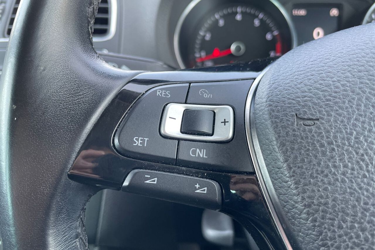 VOLKSWAGEN POLO, , hi-res