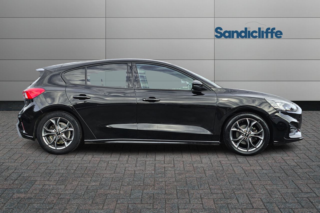 FORD FOCUS, , hi-res