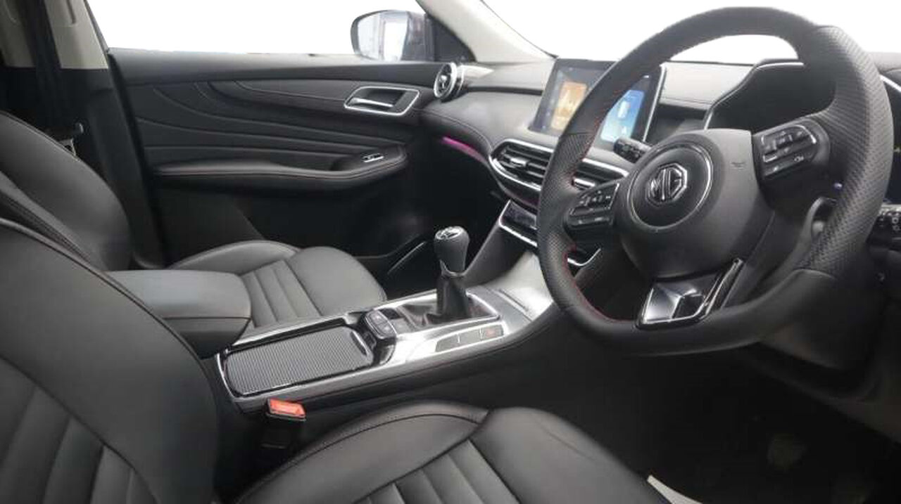 MG MOTOR UK HS, , hi-res