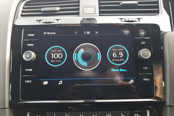 VOLKSWAGEN GOLF, , hi-res