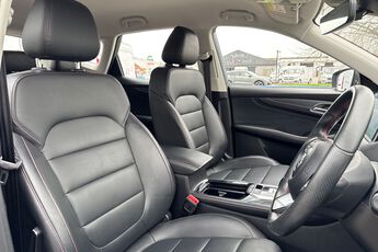 MG MOTOR UK HS, , hi-res