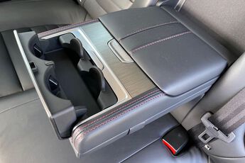 MG MOTOR UK HS, , hi-res