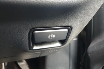 MERCEDES-BENZ GLA, , hi-res
