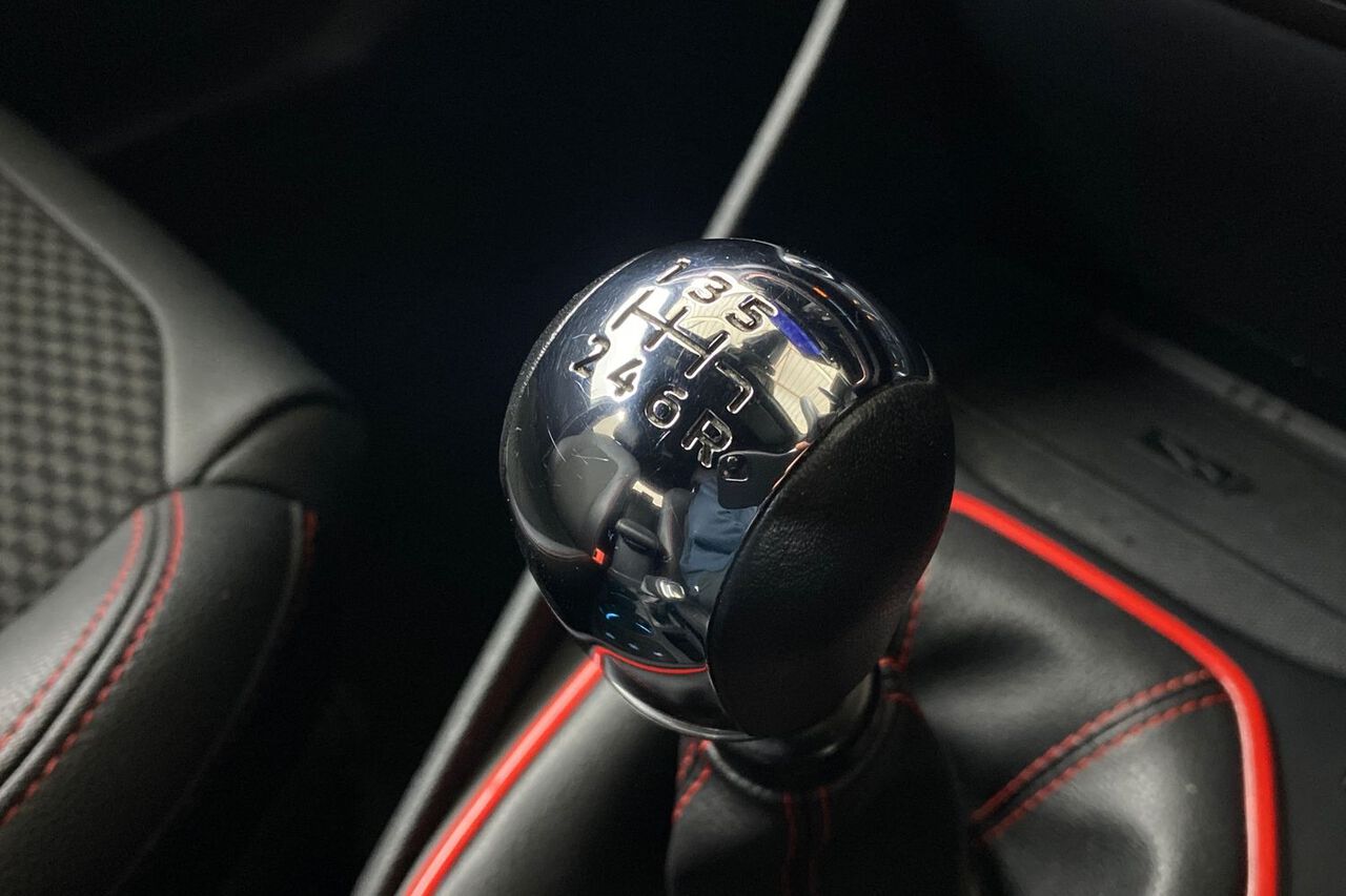FORD FIESTA, , hi-res