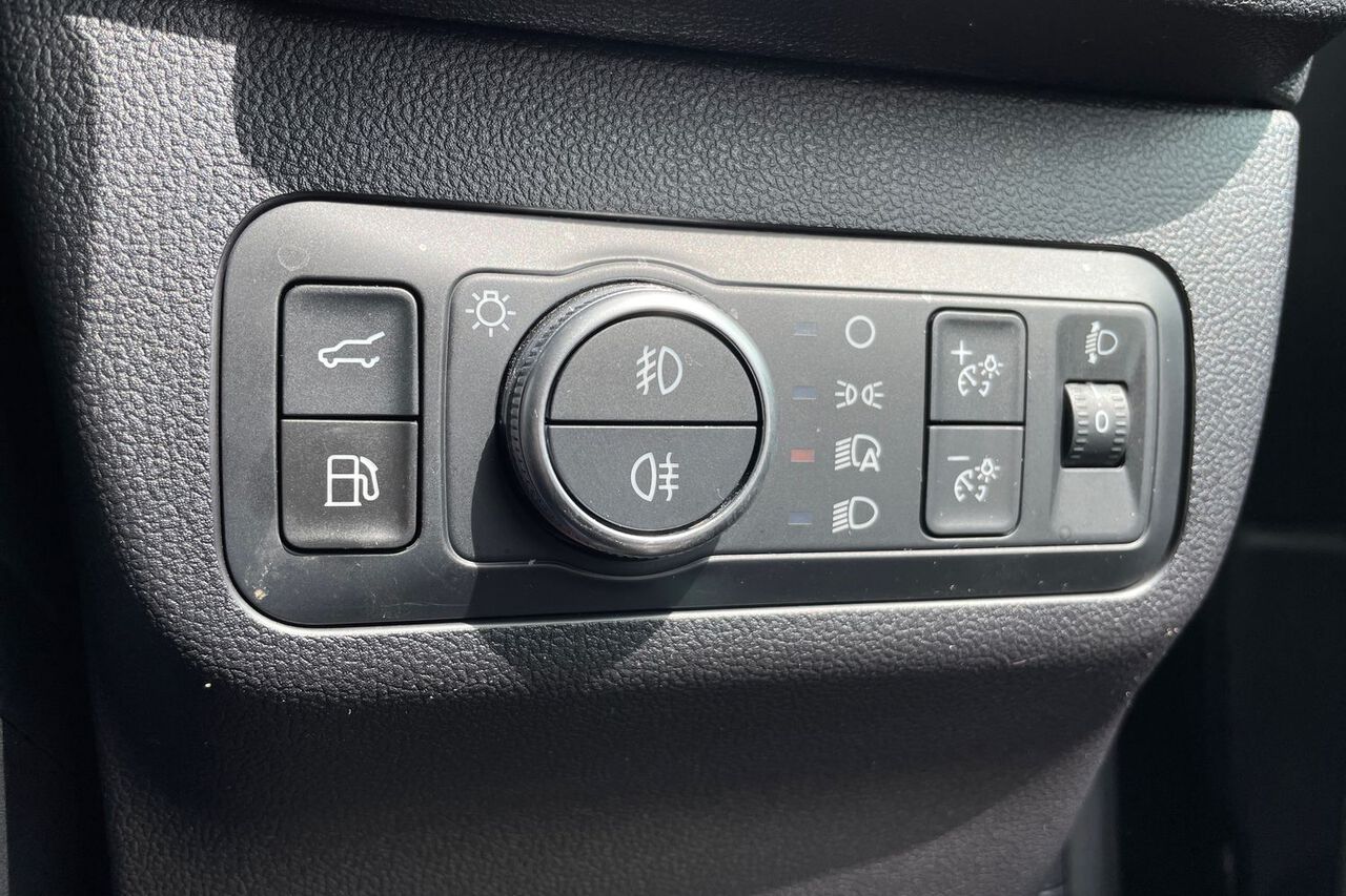 FORD KUGA, , hi-res
