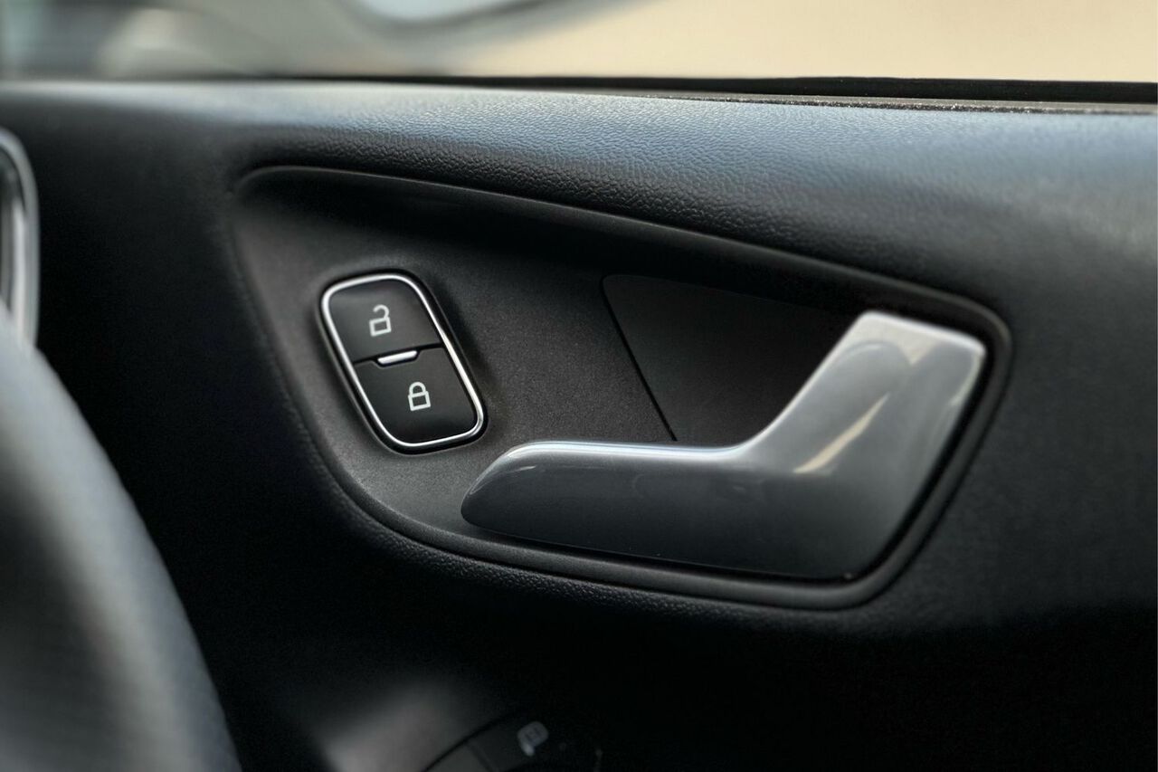 FORD FIESTA, , hi-res