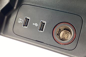 MG MOTOR UK HS, , hi-res