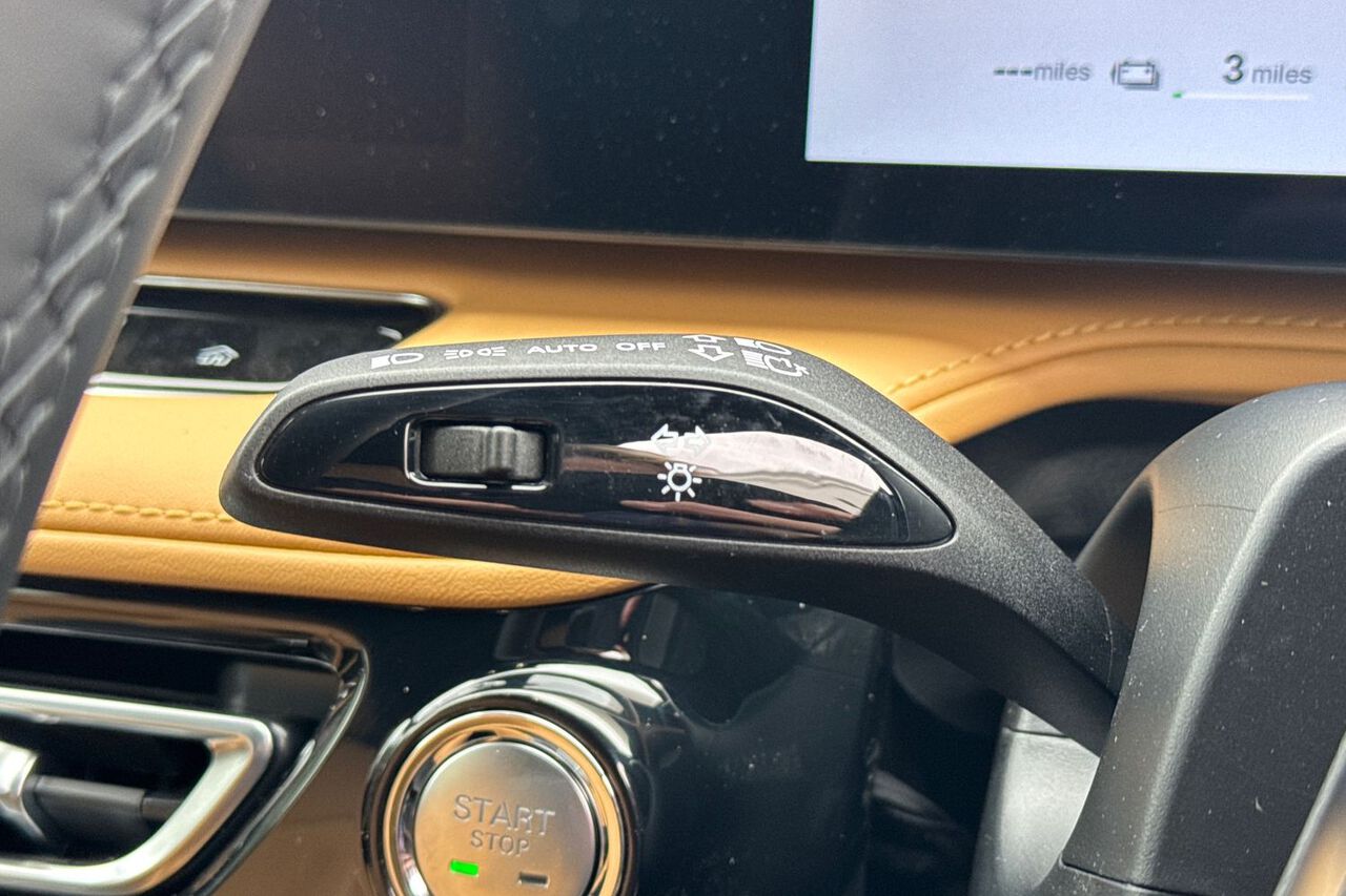 MG MOTOR UK HS, , hi-res
