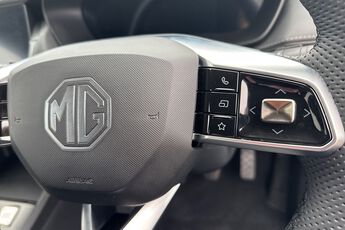 MG MOTOR UK ZS, , hi-res